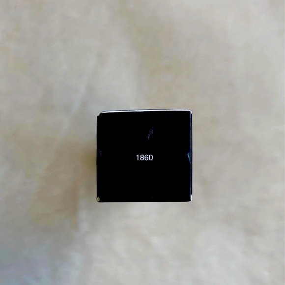 NARS Mizubake Kabuki Brush 🖤 - Picture 4 of 5